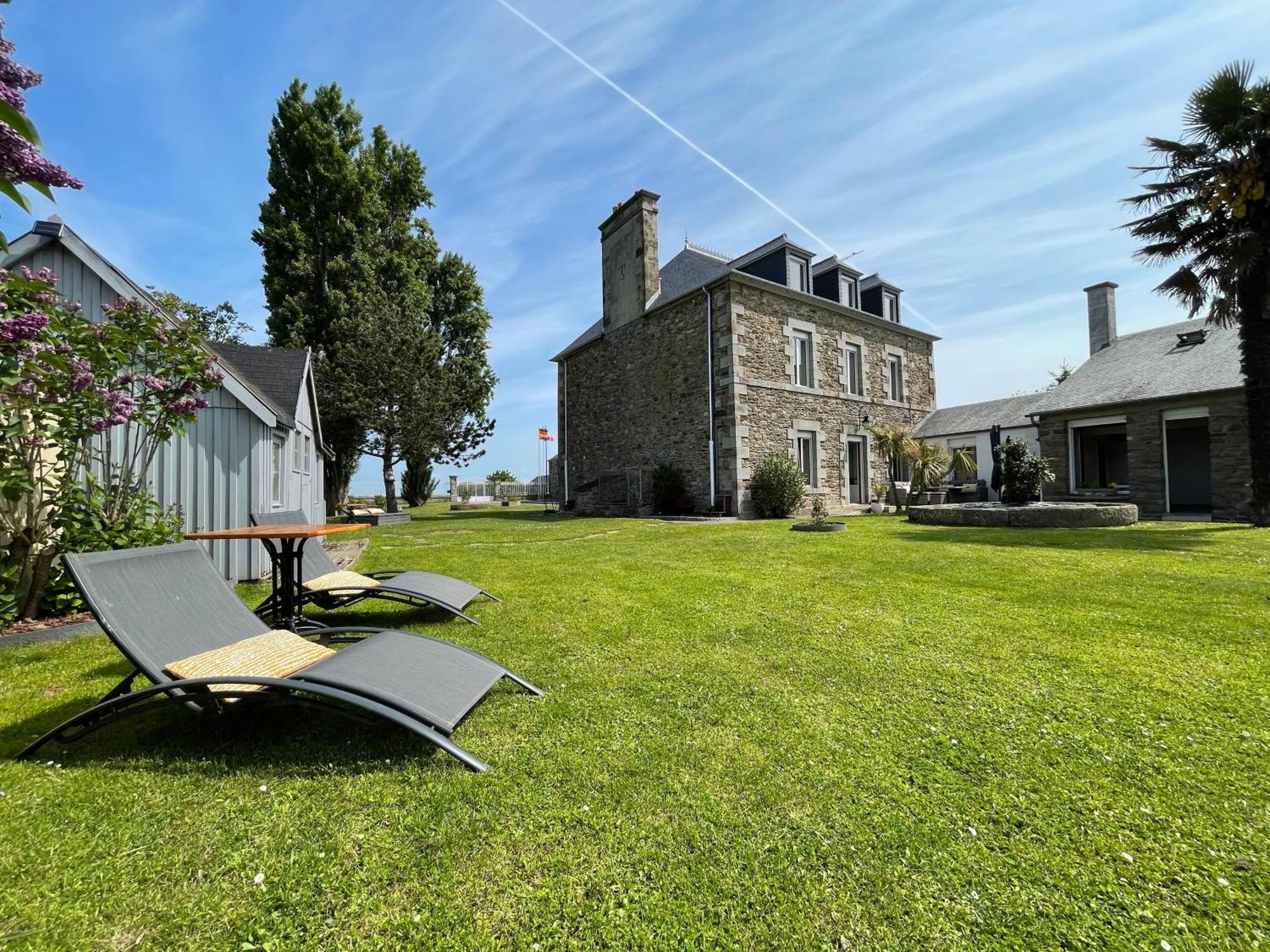 La Salmoniere Hotel Le Vivier-sur-Mer Exterior photo